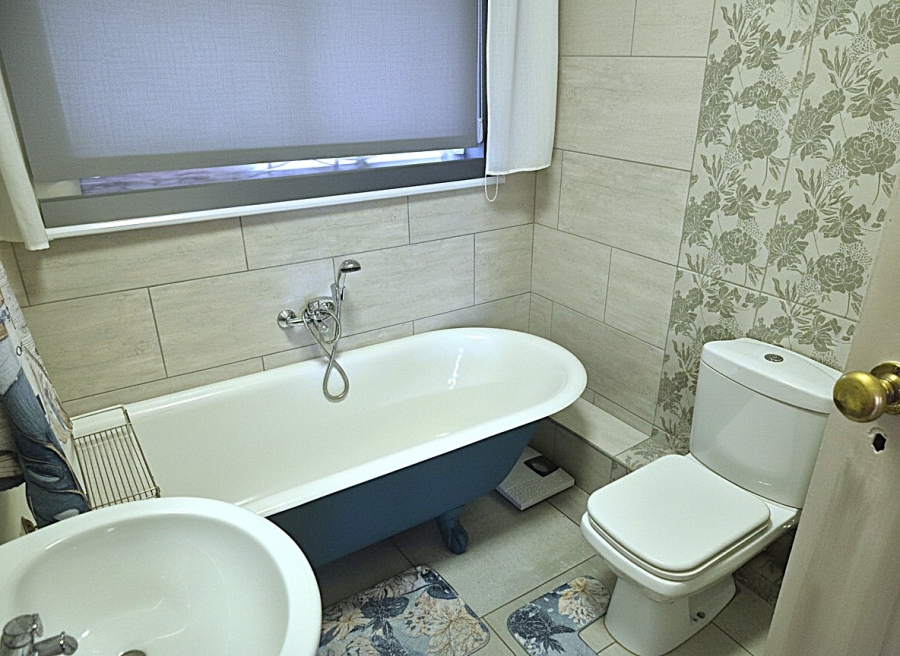 6 Bedroom Property for Sale in Dan Pienaar Free State